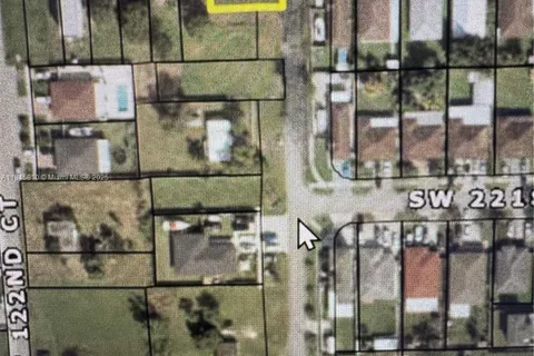 12200 SW 220 Street corner, Miami FL 33170