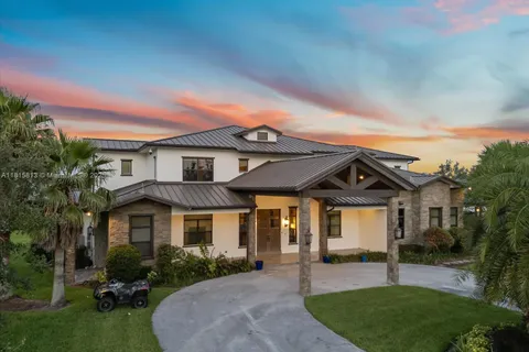 16675 C 24 Canal Rd, Port St. Lucie FL 34987