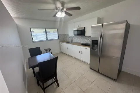 14460 SW 289th St # 1, Homestead FL 33033