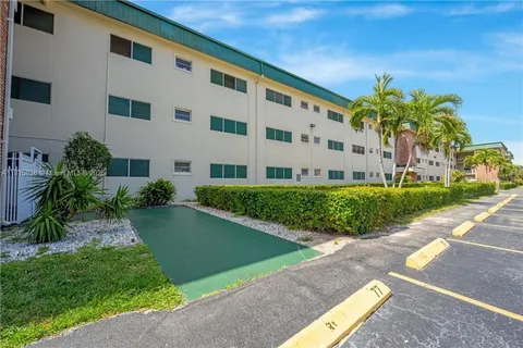 1450 Atlantic Shores Blvd # 315, Hallandale Beach FL 33009