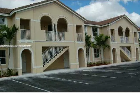 1666 SE 27th Ct # 205, Homestead FL 33035