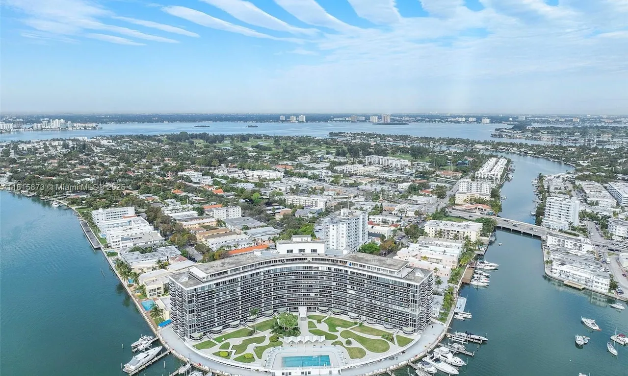 900 Bay Dr # 725, Miami Beach FL 33141