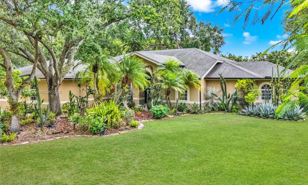 26605 SW 173rd Ct, Homestead FL 33031