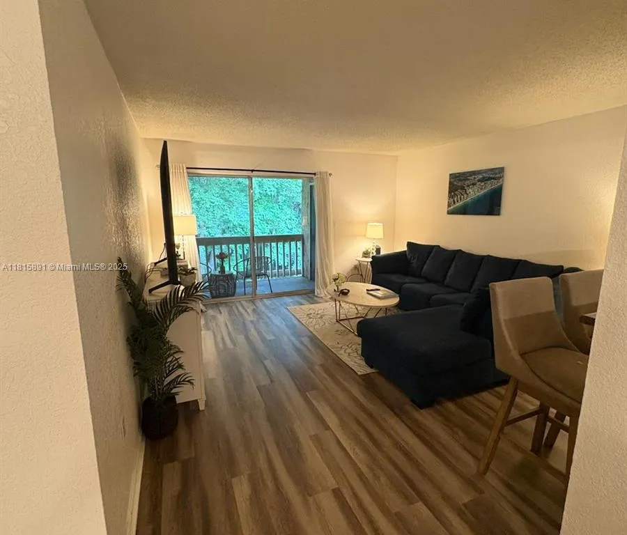 1810 NW 23rd Blvd # 103, Gainesville FL 32605
