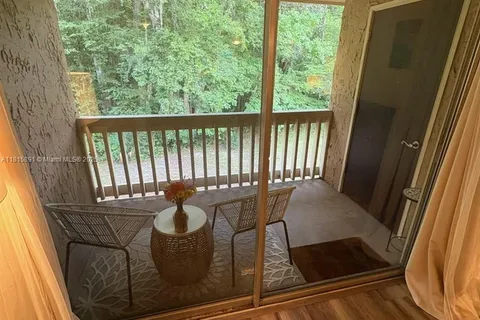 1810 NW 23rd Blvd # 103, Gainesville FL 32605