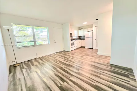 5180 NE 6th Ave # 621, Oakland Park FL 33334