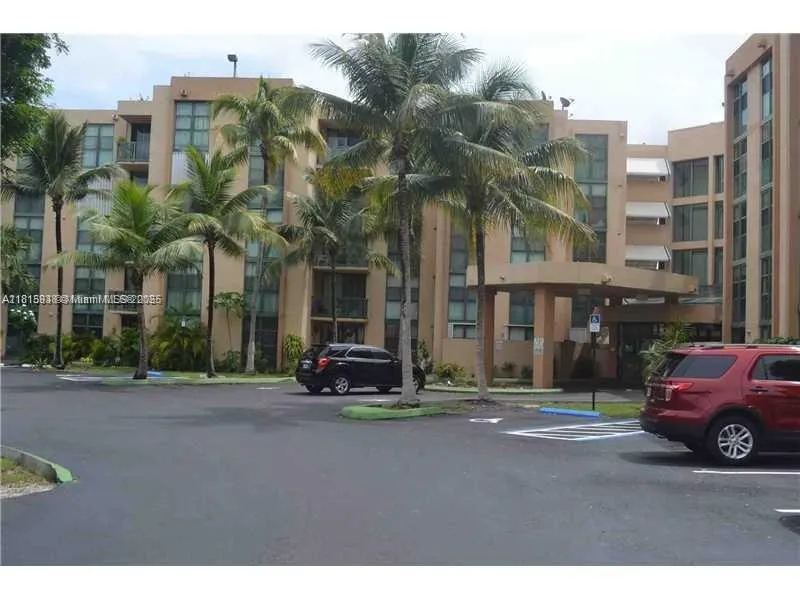 2075 SW 122nd Ave # 227, Miami FL 33175