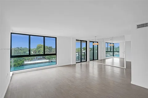 9800 W Bay Harbor Dr # 401, Bay Harbor Islands FL 33154