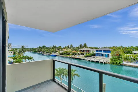 9800 W Bay Harbor Dr # 401, Bay Harbor Islands FL 33154