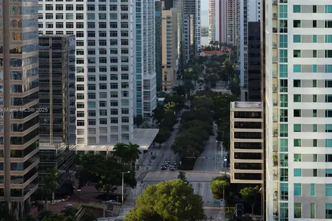 1435 Brickell Ave # 3106, Miami FL 33131