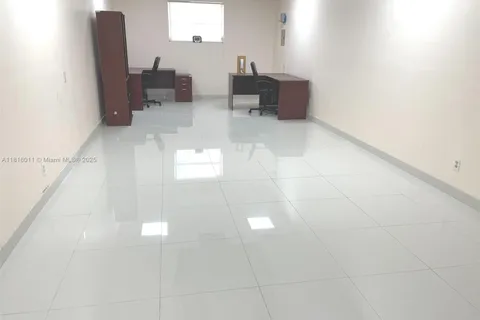 436 SW 8th St # 208, Miami FL 33130