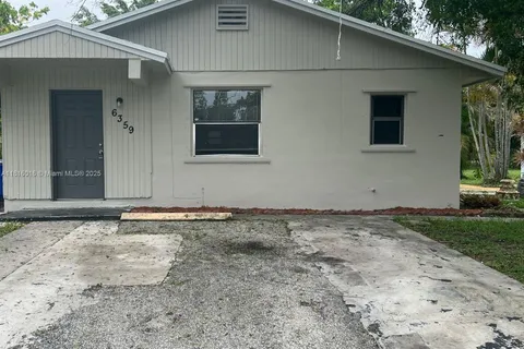 6359 SW 1st St, Margate FL 33068