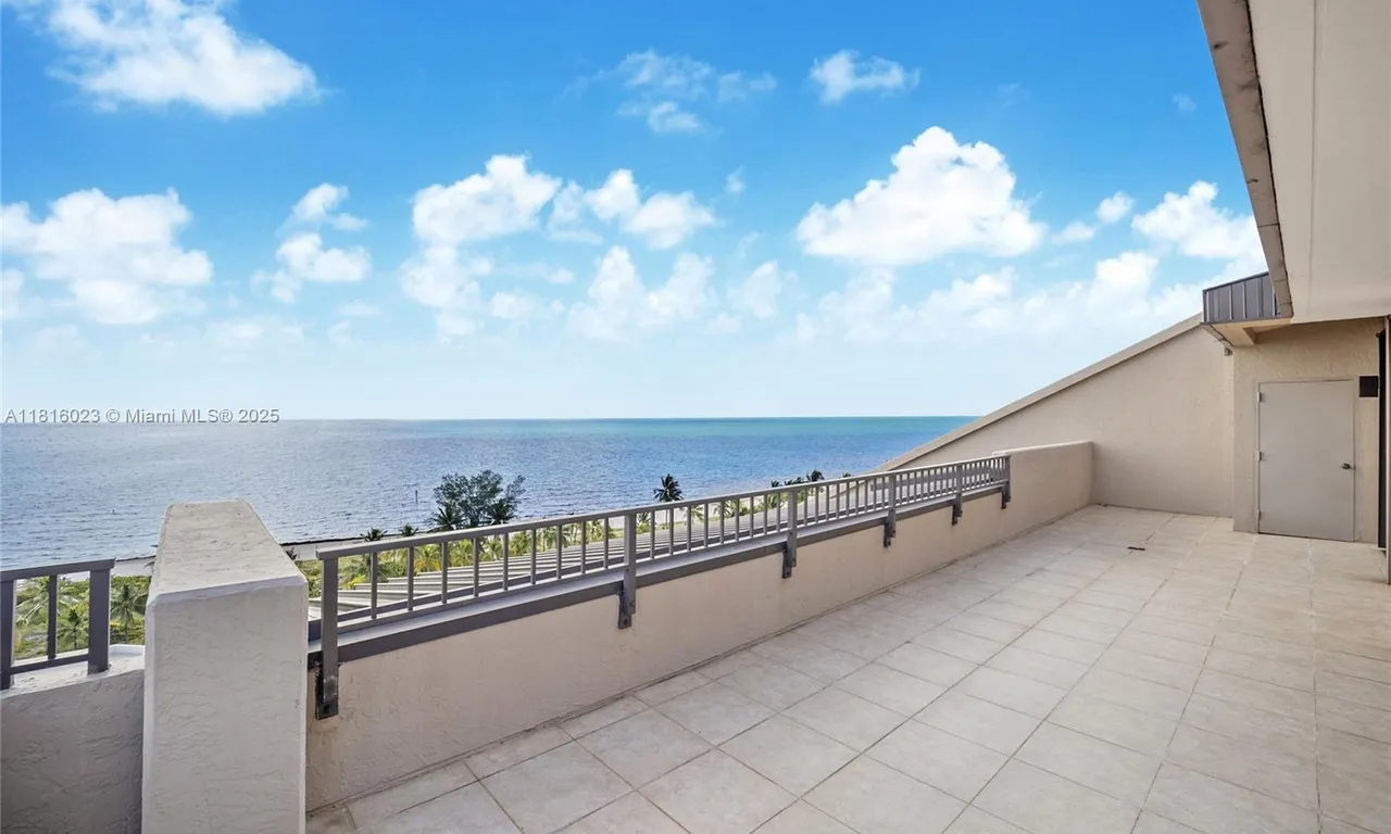 251 Crandon Blvd # 1037, Key Biscayne FL 33149