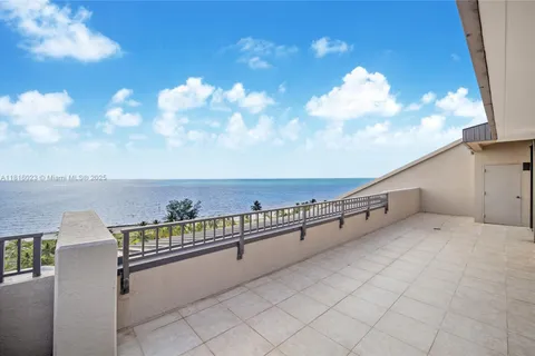 251 Crandon Blvd # 1037, Key Biscayne FL 33149