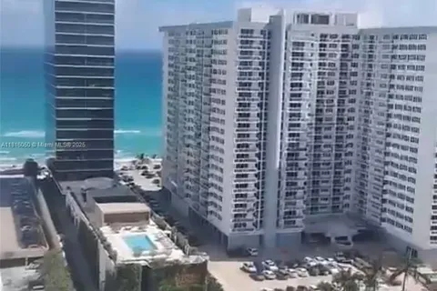 1985 S Ocean Dr # 20C, Hallandale Beach FL 33009