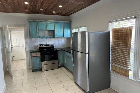 213 Stirling, Dania Beach FL 33004