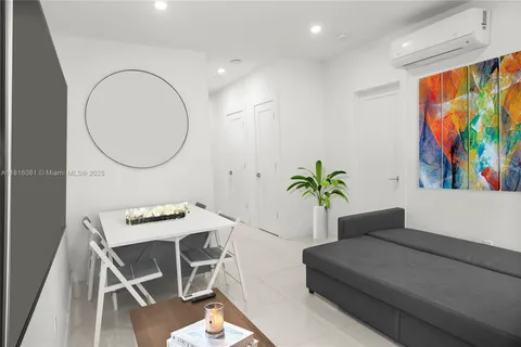 733 Michigan Ave # 4, Miami Beach FL 33139