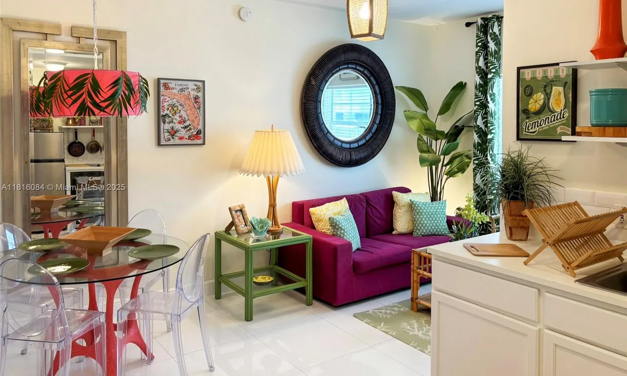 335 Ocean Dr # 114, Miami Beach FL 33139