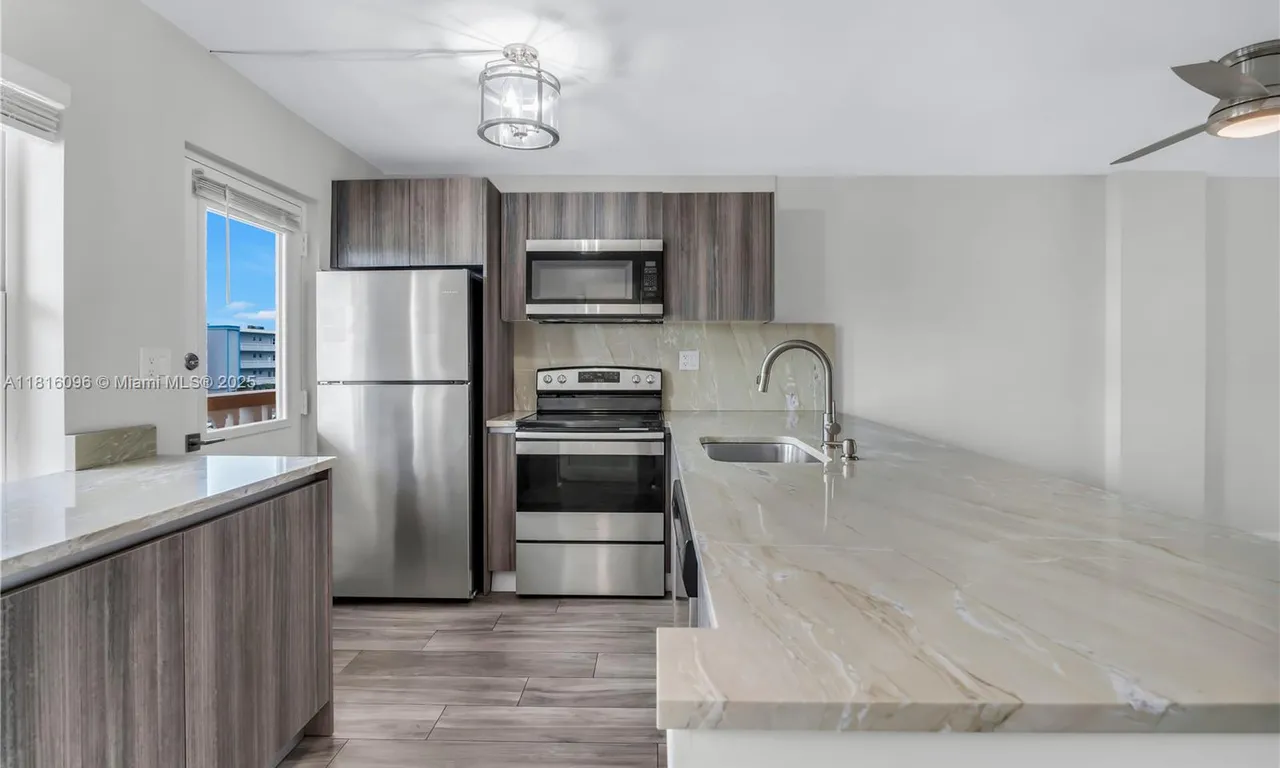 505 E Dania Beach Blvd # 3E, Dania Beach FL 33004