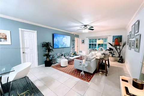 2424 SE 17th St # B307, Fort Lauderdale FL 33316