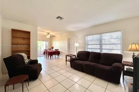 9950 Bahama Dr, Cutler Bay FL 33189