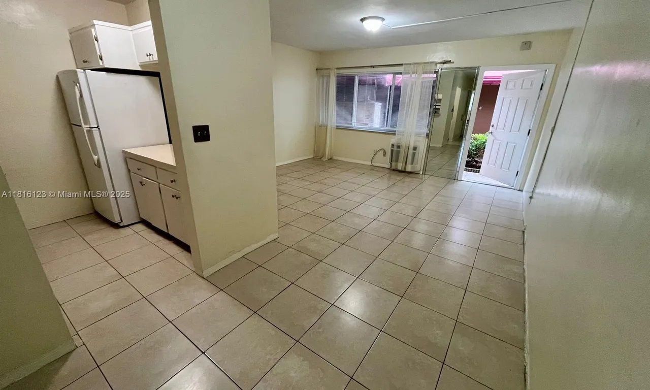 2838 Madison St # 28, Hollywood FL 33020