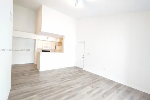 711 SW 111th Way # 304, Pembroke Pines FL 33025