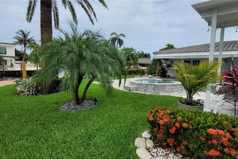 2681 NE 9th Ct, Pompano Beach FL 33062