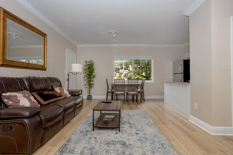 1 Edgewater Dr # 201, Coral Gables FL 33133