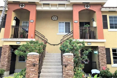 975 NE 34th Ave # 203, Homestead FL 33033