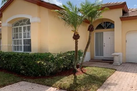 2978 NW 99th Ct # 2978, Doral FL 33172