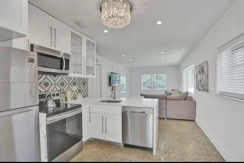 1005 NE 16th Pl # 1, Fort Lauderdale FL 33305