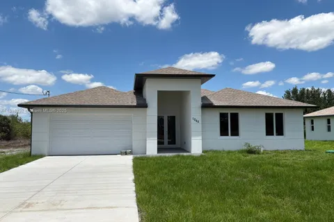 1062 Bell Blvd S # 1062, Lehigh Acres FL 33974
