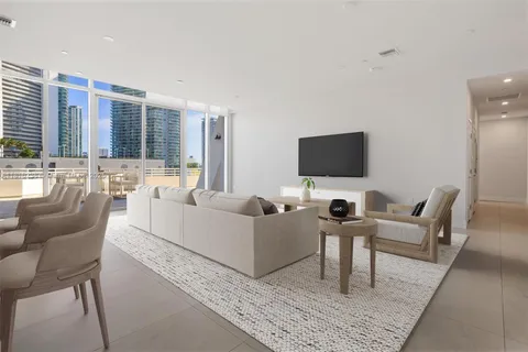 555 NE 34th St # 807, Miami FL 33137