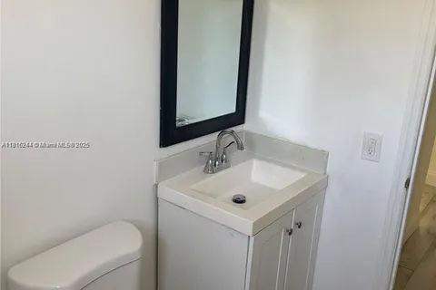 111 NW 152nd St # 1, Miami FL 33169