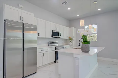 3417 71 St W, Lehigh Acres FL 33971