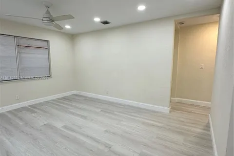 108 NW 3rd Ave # 1, Hallandale Beach FL 33009