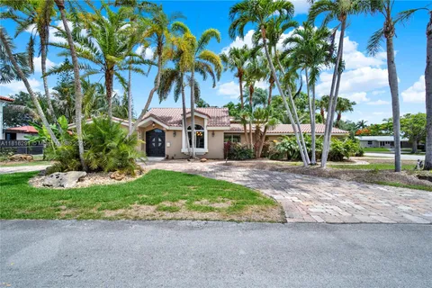 7405 SW 134th St, Pinecrest FL 33156
