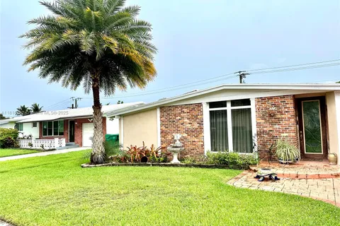 418 SE 3rd St # 0, Dania Beach FL 33004