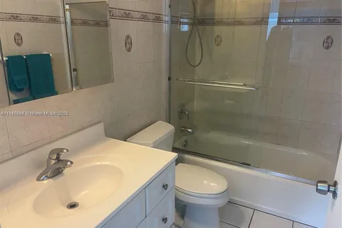 201 178th Dr # 326, Sunny Isles Beach FL 33160
