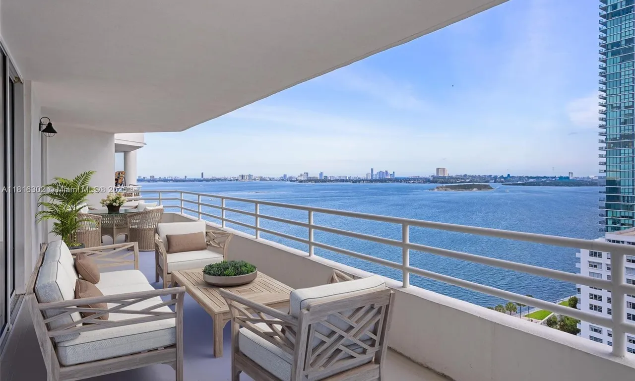 555 NE 34th St # 903, Miami FL 33137