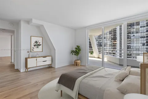 555 NE 34th St # 903, Miami FL 33137