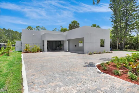 1902 della dr, Naples FL 34117