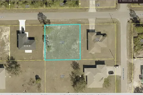 12 W 8TH ST, Lehigh Acres FL 33972