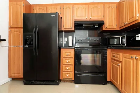 5140 SW 40th Ave # 23C, Dania Beach FL 33314