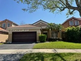 959 Falling Water Rd, Weston FL 33326
