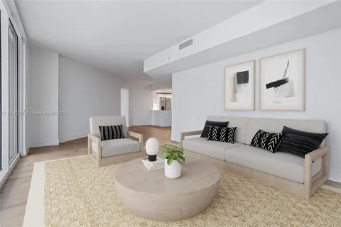 555 NE 34th St # 1607, Miami FL 33137