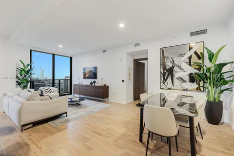 398 NE 5th Street # 3719, Miami FL 33132