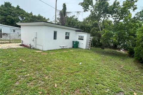 1220 NE 110th Ter, Miami FL 33161