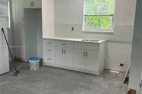 1220 NE 110th Ter, Miami FL 33161